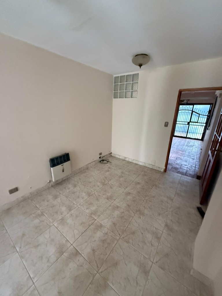 ✅ INCREÍBLE CASA EN ESQUINA ZONA YPF RUTERO!  