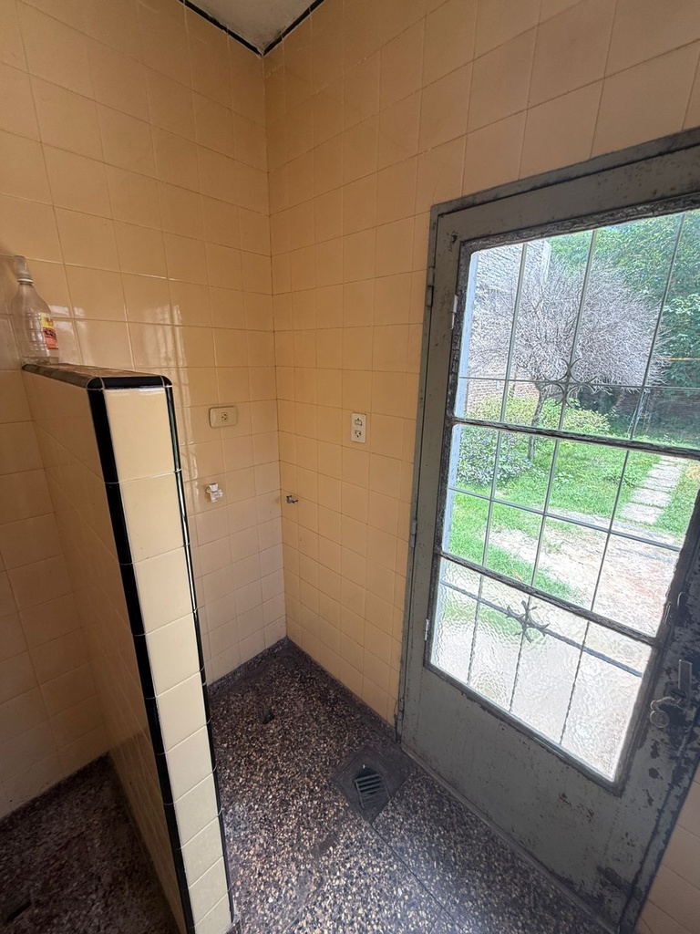 ✅ALQUILER CASA 4 DORMITORIOS A 2 CUADRAS DE ALMAFUERTE 