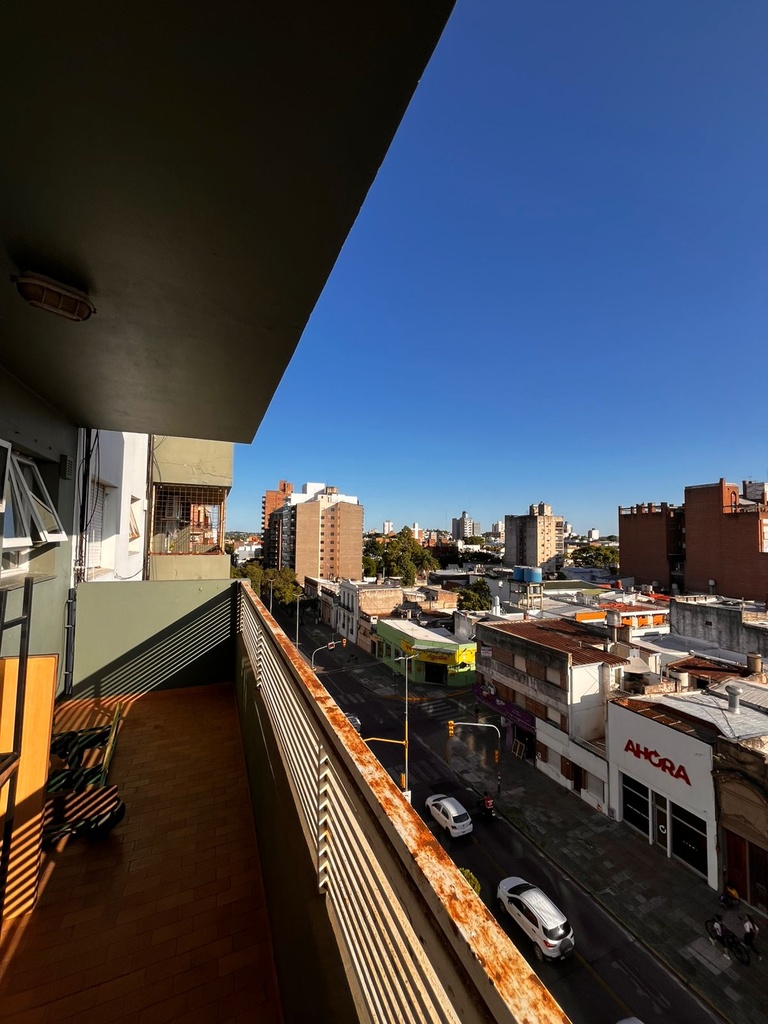 ALQUILER DEPARTAMENTO MICROCENTRO