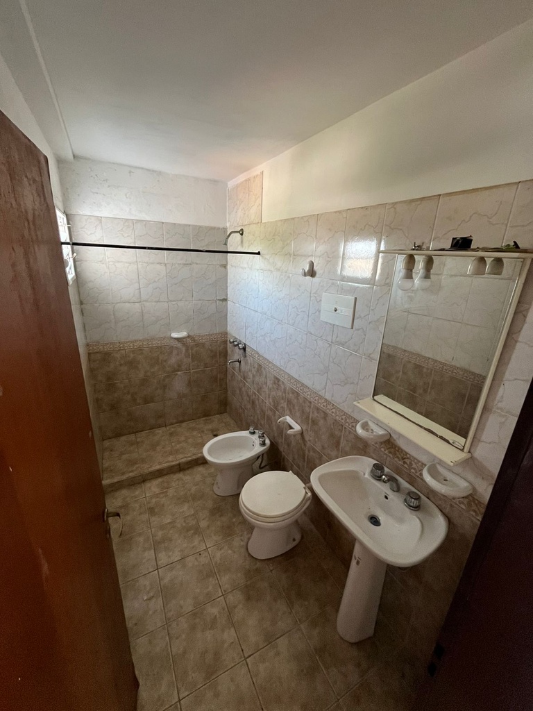 Moreno 557 1ero "A" / dpto 1 dormitorio   